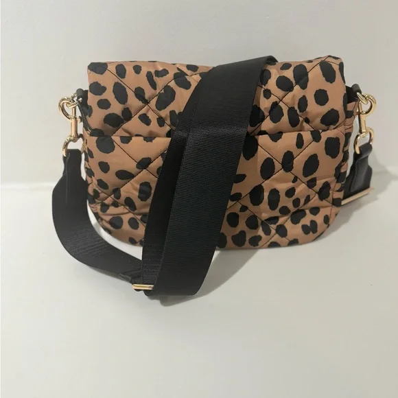 NWT Marc Jacobs quilted messenger bag - Picture 3 of 8